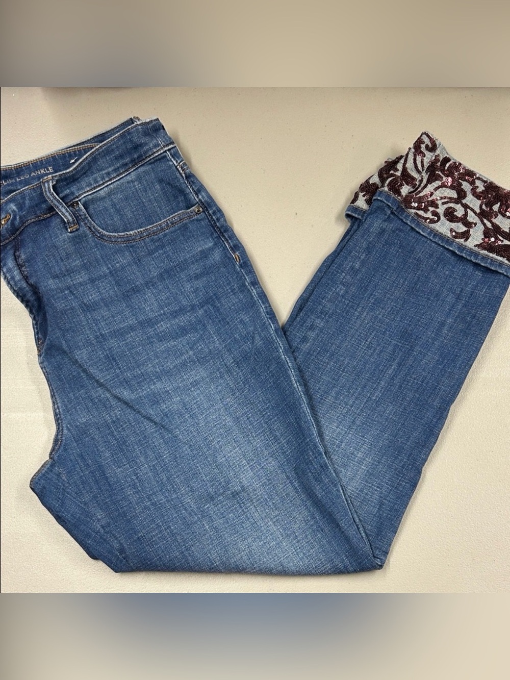 Chico's Embellished Sequin Cuffs Denim Blue Jean So Slimming Girlfriend Ankle 12